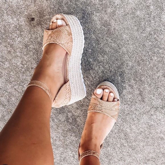 Fabutiq Shoes - Nude Snake print Espadrille